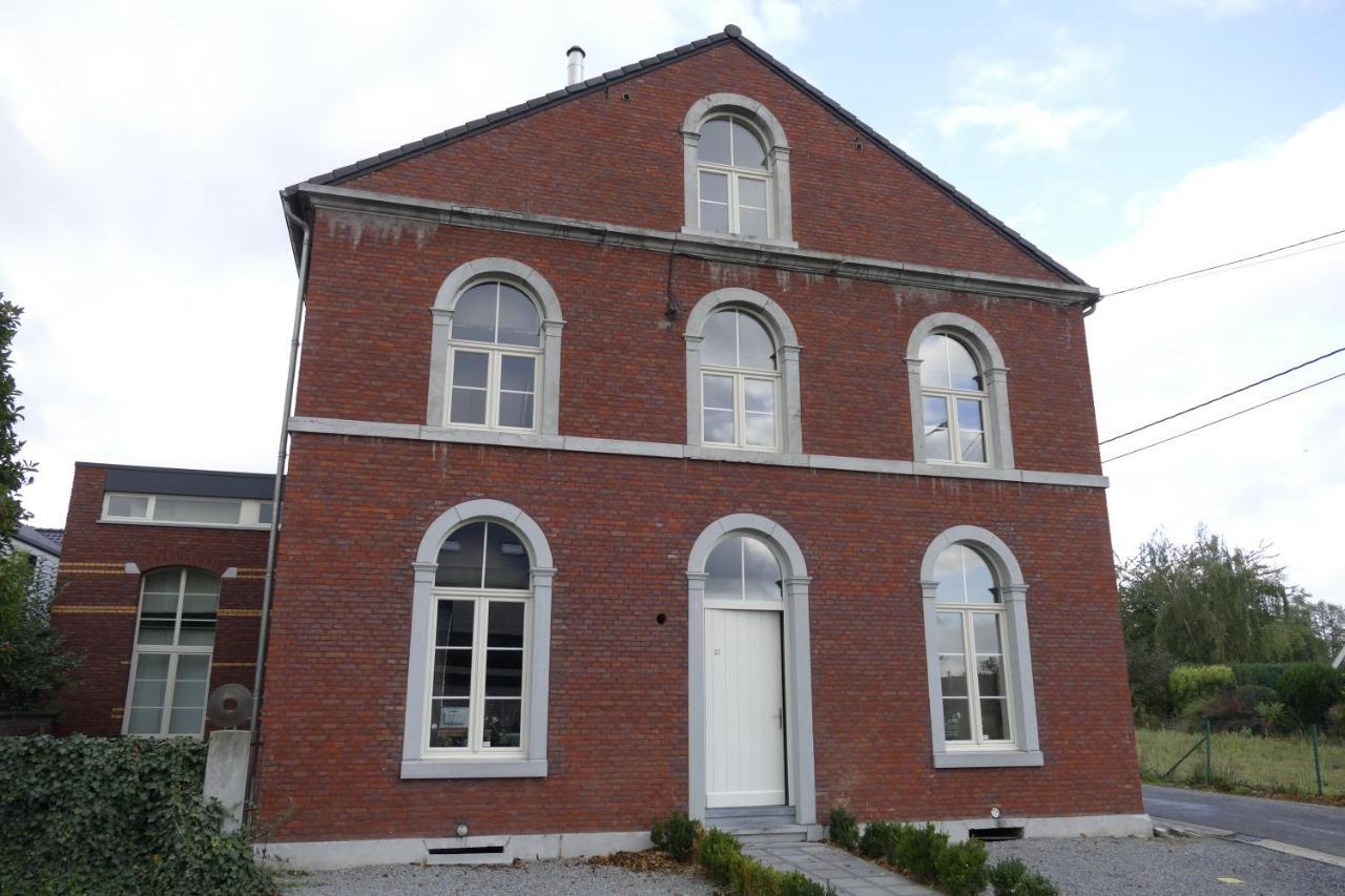 Апартаменты De Oude School Визе Экстерьер фото